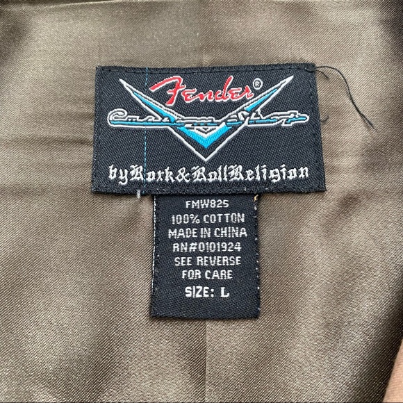 Fender Rock & Roll Religion Men’s Button Shirt Brown Flip Cuffs Epaulets Size L - Picture 10 of 11